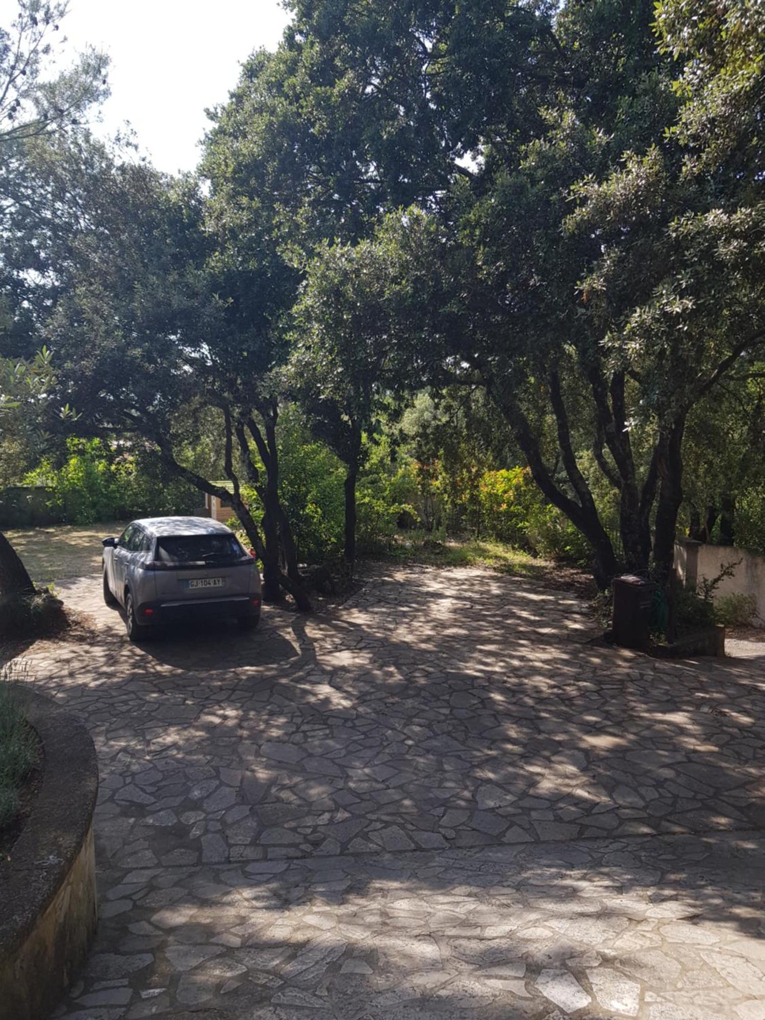 Maison Au Calme Castillon-du-Gard Esterno foto